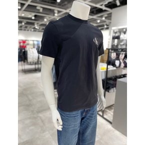 [파주점] [CK진]남여 공용 레귤러핏 모노그램 로고 반팔 티셔츠 4RAB213-UB1