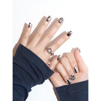 뮤즈마크 네일팁 리스키(숏)