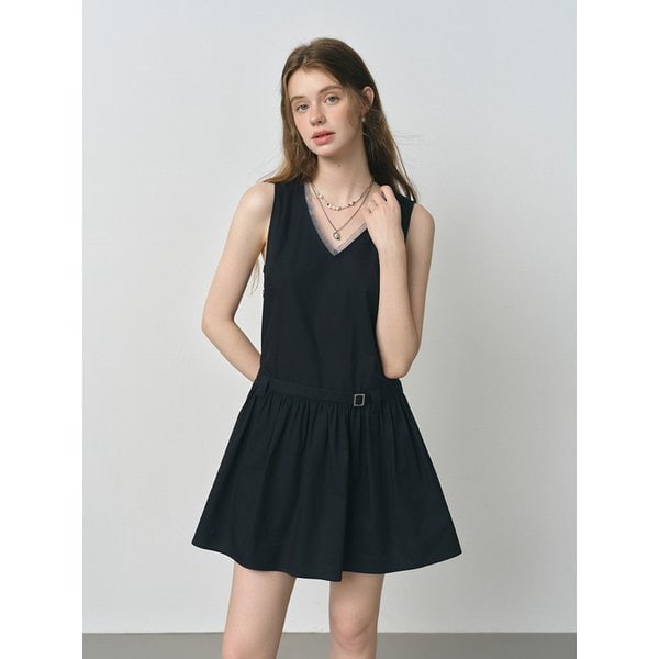 WD_Belted v-neck sleeveless dress