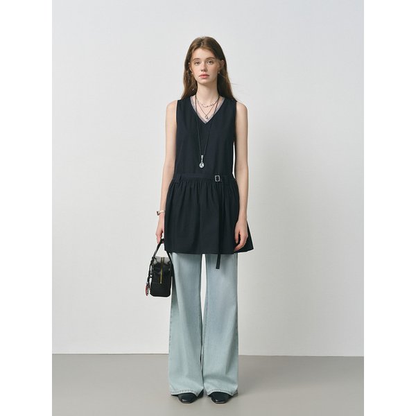 WD_Belted v-neck sleeveless dress