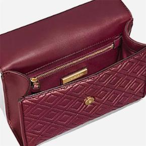 FLEMING CONVERTIBLE SMALL  SHOULDER BAG 43834 / Imperial Garnet