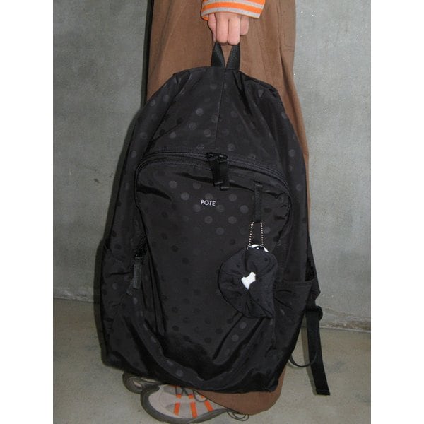 0006 HideSlot Classic Backpack (L)_ Dot Black