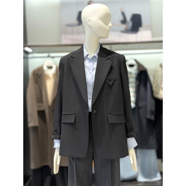 [시흥점] 포켓 포인트 세미 오버핏 재킷 V261MSF906