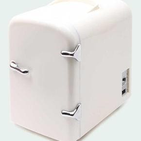 아트박스/익스트리모 RETRO Mini 화장품 냉장고 4리터 CH1994035
