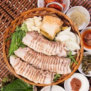 냉동 늘바른 보쌈수육 500g+신송쌈장200g