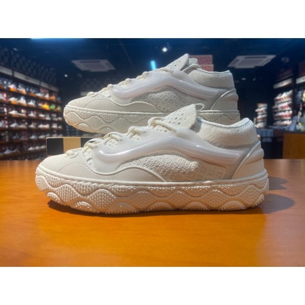 [여주점] (남여공용) 스니커즈 올드스쿨 36 FM  OTW  (마쉬멜로) (VN000D7DFS8)