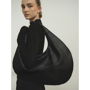 Pebble Shoulder Bag - Black