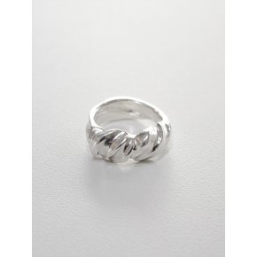 FULL LEAF RING