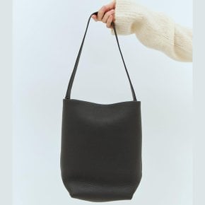 24 FW 더로우 미디엄 후크 NS Hook 그레인 레더 토트백 블랙 W1693 L129 BAG