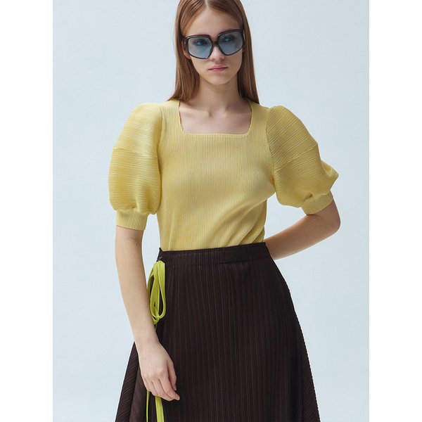 스퀘어넥 퍼프 소매 플리츠 블라우스_2colors