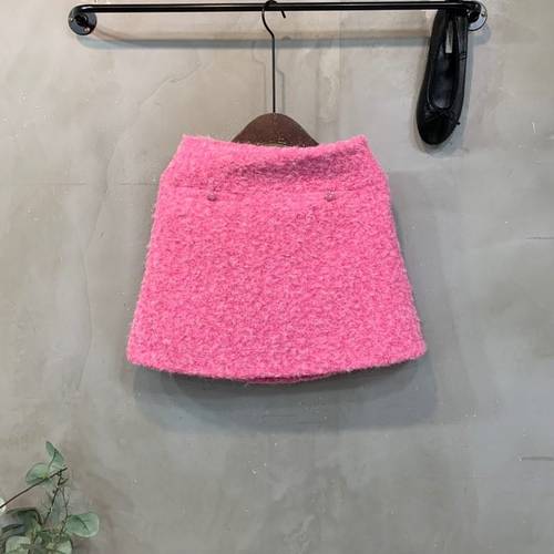 씨샵인더룸 / 브쉬 뽀글 단추 포인트 뒷밴딩 A라인 미니 스커트 3color