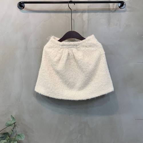 씨샵인더룸 / 브쉬 뽀글 단추 포인트 뒷밴딩 A라인 미니 스커트 3color