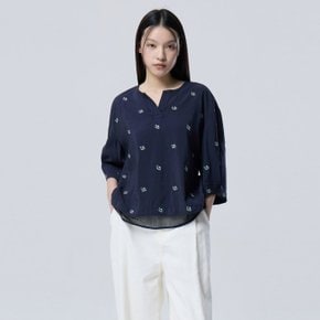 [Online Exclusive] 전판 자수 블라우스_BABLE2631NY