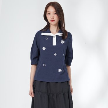 기비 비즈 플라워 자수 반오픈 카라 티셔츠 GY25A1FRT1337