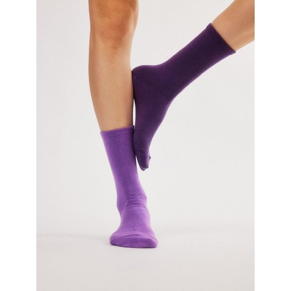 쿼츠 퍼플 Quartz Purple 단색 컬러 장목 양말
