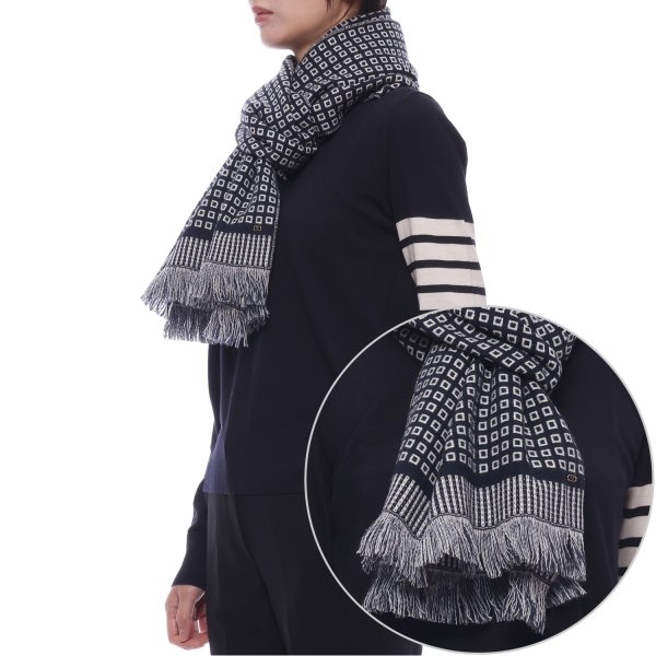 [부산점] [발렌티노] 25FW 여성 브이로고 시그니처 울 혼방 머플러 (7W2ER028 XYY CDG 25F)