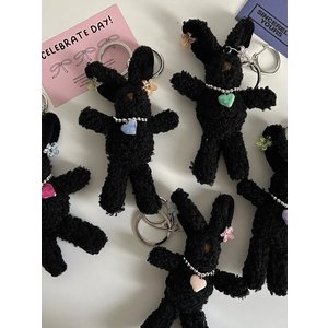 앨리건트테이블 BLACK RABBIT KEYRING_ 블랙 래빗 키링 5color 열쇠고리 인형