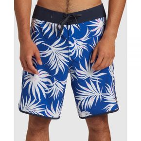 Quiksilver Mens Surfsilk Scallop 19 Board Shorts - MONACO BLUE