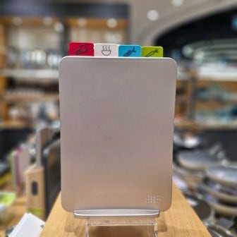 조셉조셉 [파주점] [죠셉조셉] 인덱스 도마 컴팩트 실버  /  JJP60129