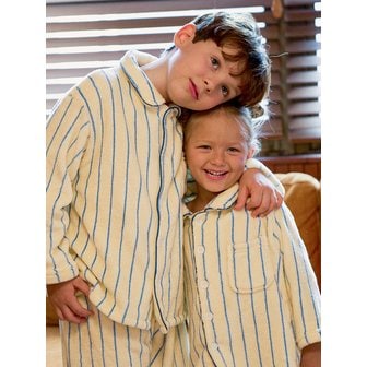 DOSSY [2PACK]플러피 크리미 긴팔 키즈 수면 잠옷 세트