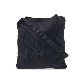 SS25 공용 파이썬 자카드 숄더백 QV058B BLACK