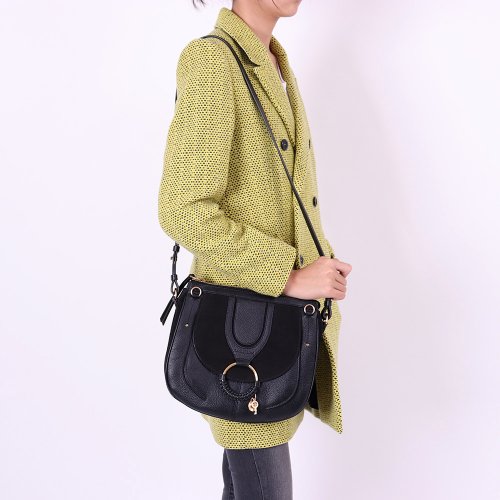 See by Chloe Signature Flat Pouch CHS21AP969981 씨바이끌로에