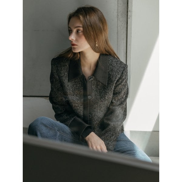 CALLIA Black-colored Big Collar Jacket