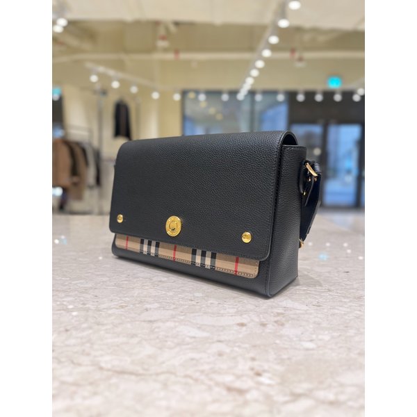[부산점] 여성 빈티지 체크 노트 바디 크로스백 8021110