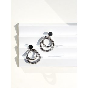 Floating circle earrings