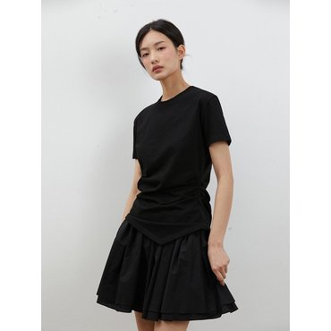 률앤와이 [리퍼브] SIDE UNBALANCE SHIRRING TOP BLACK