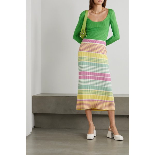 켈리 스트라이프 리브 니트 미디 스커트 38063312420391598
