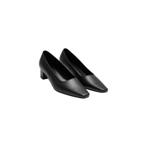 아모멘토 26FW Pointed Toe Pumps, Black