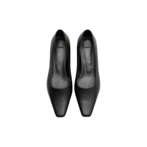 아모멘토 26FW Pointed Toe Pumps, Black
