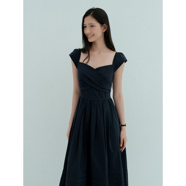 Windy Sleeveless Dress