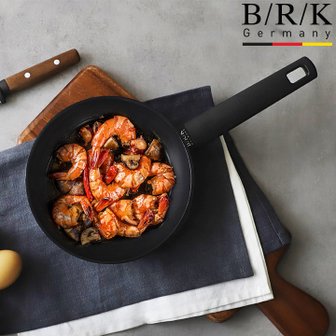 BRK 풀인덕션 [BRK] 컴팩트 WOK 18cm