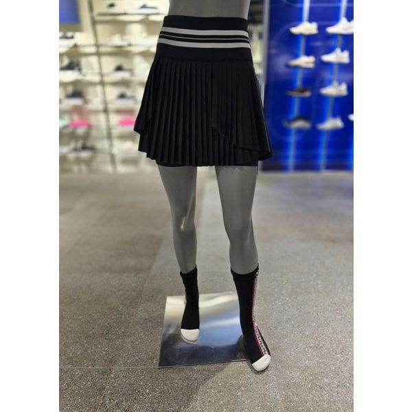 [파주점] CASA FILA 플리츠 스커트 (FS2SKG3392F-BLK)
