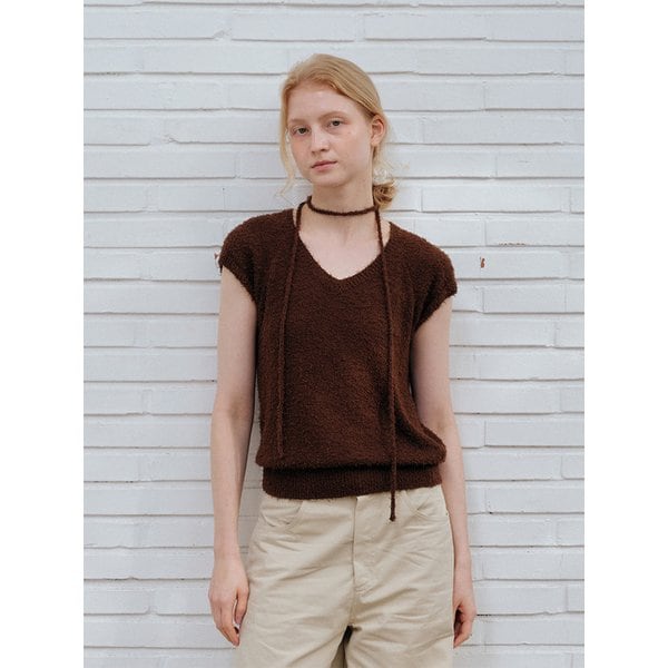 Amelia v-neck short sleeve knit (Brown)