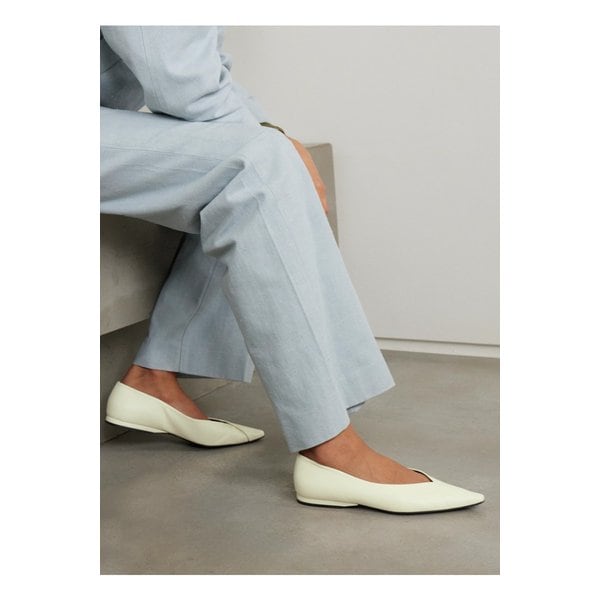 루루 드 시종 바르시 가죽 발레리나 플랫 크림 1647597352674482