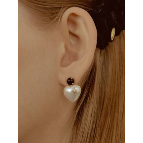 Onyx Pearl Heart Earring EC1950