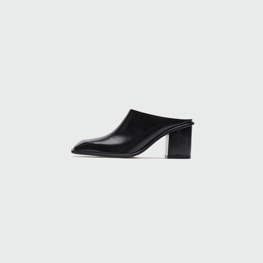 EENK YCOOP Square-toe Mules - Black