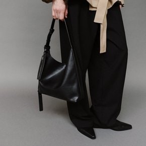 Pulpy crossbody bag Black 로서울 펄피크로스백