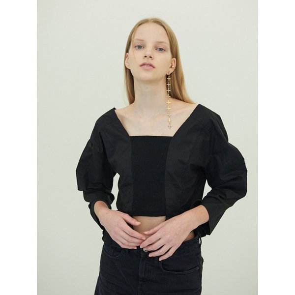 [리퍼브]Square Ruffle Blouse Black