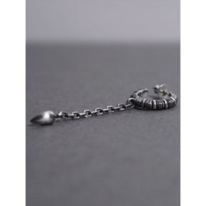 [DEVOURED] CHAIN ST HOOP EARRING