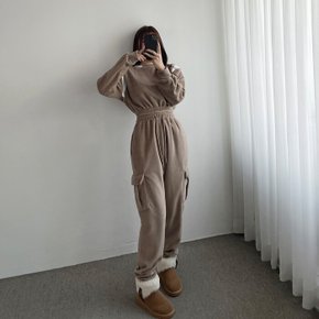 / [후리스 세트]배색 크롭 밴딩 맨투맨+카고 조거 팬츠