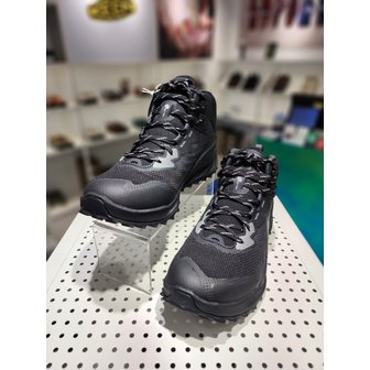 KEEN [여주점] [자이오닉 NXT MID 워터프루프]블랙 남성 트레킹화_KNSO5F620BK