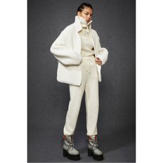 Row Volume Jacket (Ivory)_D5JAW24001IVX