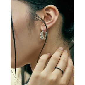 Tourist One-touch Earring