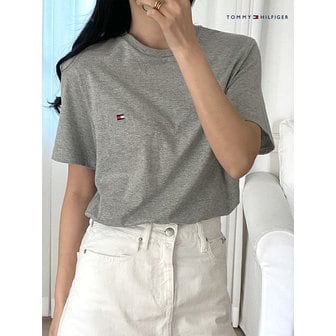 타미힐피거 코어 플래그 반팔티 남녀공용 09T3139 그레이