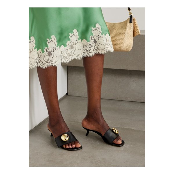 페블 가죽 샌들 블랙 46376663162858903