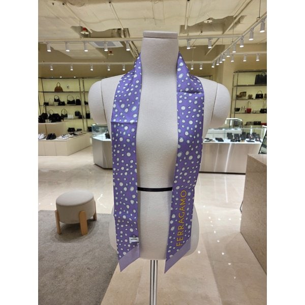 [부산점] 여성 로고 프린트 실크 트윌리 스카프 32-0908-776467